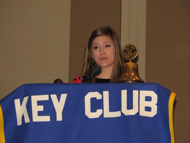 IMG_6653.JPG - Opening remarks on the Key Leader Development Retreat Program are given by Division 22 LG Chelsea Stahl.  It’s a great program coming up April 23-25th.  Kiwanis clubs can still help sponsored Key Clubbers attend.  Hurry!