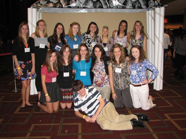 IMG_6663.JPG - A Photo-OP:  Sometimes it’s just a man’s world out there.