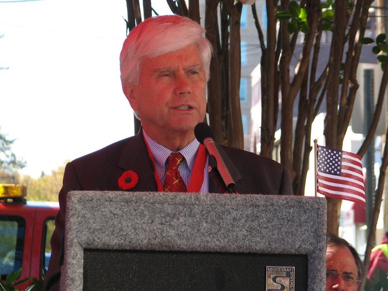 IMG_9900.JPG - M.C. Bob Cressy introduced civic officials and program sponsors in attendance, followed by the recognition of each branch of service beginning with the United States Marines who celebrated their 235th birthday on 10 November. Semper Fi, Marines! Veterans of each branch gave their salutes starting with the U.S. Navy, Coast Guard, Merchant Marines, Air Force and the U.S, Army.