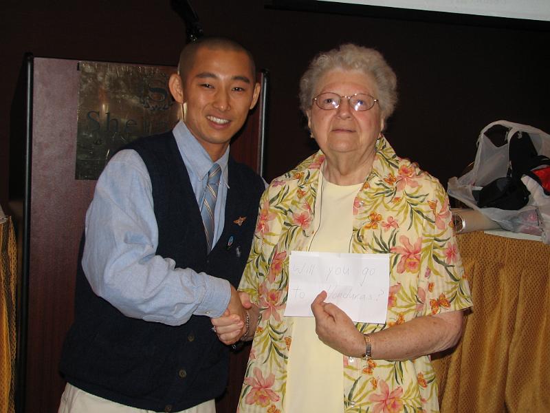 IMG_0195.JPG - Shin congratulates winner of trip to Honduras!