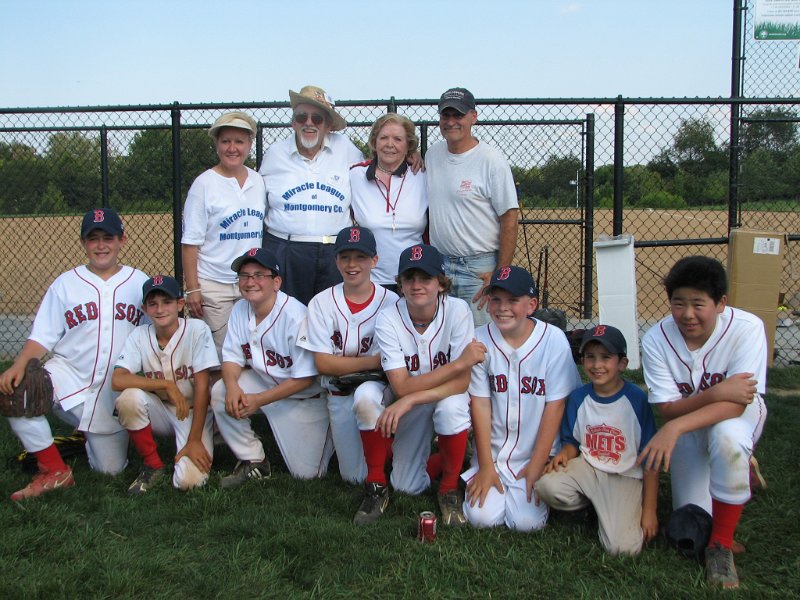 IMG_8928.JPG - A loud cheer and round of applause goes to the Bethesda-Chevy Chase High School “Red Sox” baseball team who were great sports, wonderful pals to the offense, and greatly helped Kiwanis.  We really could not have done it without them.  A BIG Kiwanis THANKS!